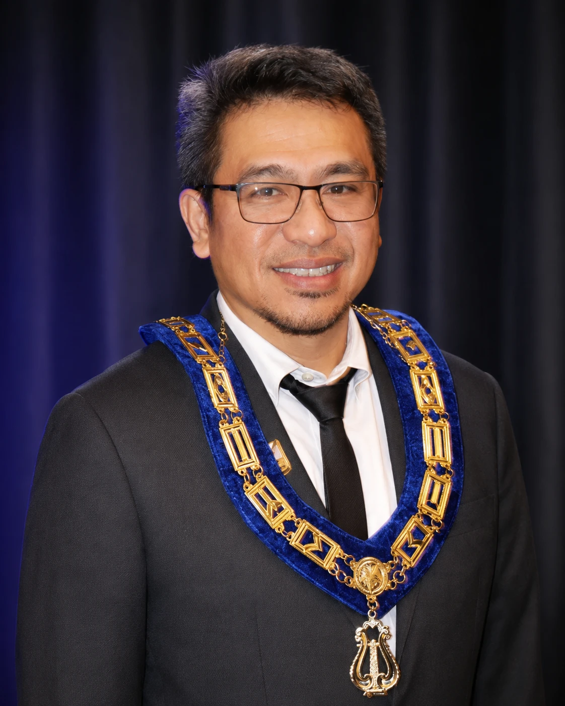 Alannbert Millendez, Treasurer & Musician
